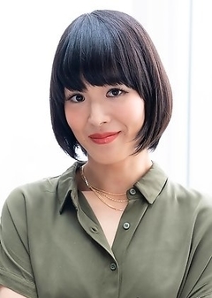 Skinny japan ladyboy Yoko shows her small cock