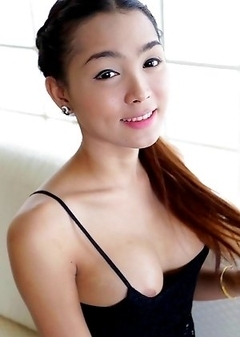 22 year old busty Thai shemale Samy fucks and sucks tourist cock