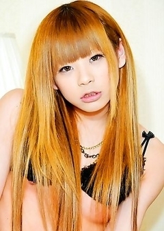 Red-hot newhalf starlet Sayaka who has a Japanese father and a Chinese mother.