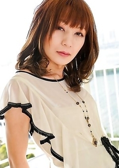 Yuki Mizuno might look very quiet while in fact she is quite masochistic in bed. She loves being a dominatrix to her man.