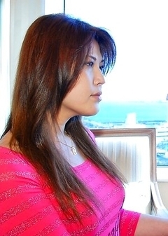 Natsuko is 25 years old. She is a gorgeous looking t-babe with big breasts, big ass, beautiful legs and feet.