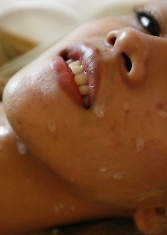 Sexy blonde Thai ladyboy Fern sucks foreign cock